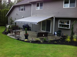 Houston TX retractable awning
